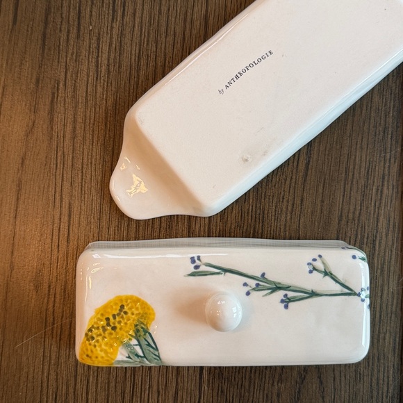 Anthropologie Floral Ceramic Butter Dish - Picture 3 of 3